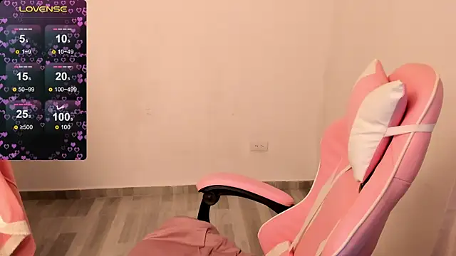 maryluna95 online show from 12/28/24, 04:19