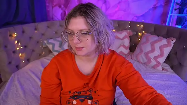 CoolTatis online show from 12/15/25, 07:34