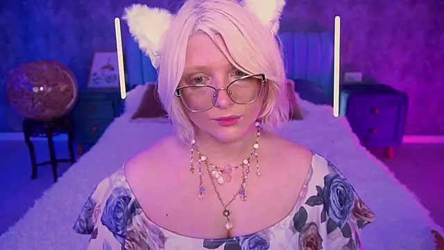 CoolTatis online show from 04/03/26, 06:33