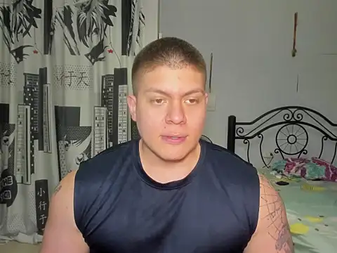Snapshot of regan_jhonso chatting on 03/27/26, 05:46 regan jhonso online show from 03/27/26, 05:46