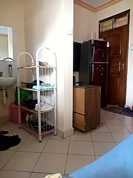 zainabsmile online show from 10/10/25, 10:14