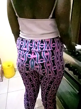 Snapshot of zainabsmile chatting on 05/11/26, 03:51 zainabsmile online show from 05/11/26, 03:51