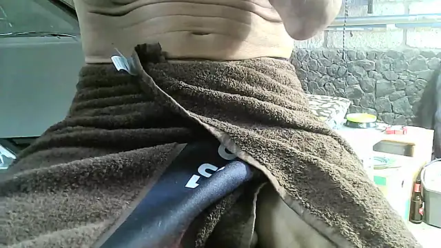 ewuich1 online show from 04/02/26, 04:04