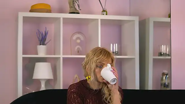 BritneyHudson online show from 02/10/25, 11:15