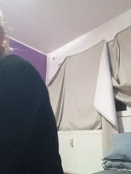 BritneyHudson online show from 12/22/25, 04:53