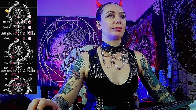Snapshot of miss_jenna_lovee chatting on 12/10/24, 08:40 miss jenna lovee online show from 12/10/24, 08:40