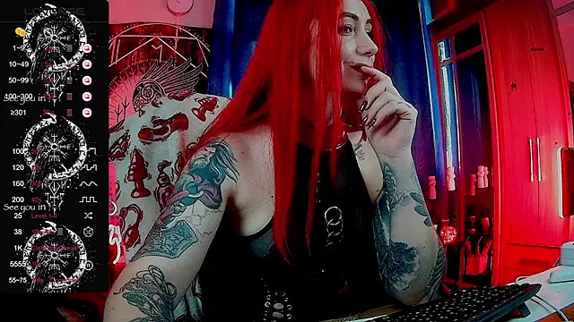 Snapshot of miss_jenna_lovee chatting on 02/19/25, 04:01 miss jenna lovee online show from 02/19/25, 04:01