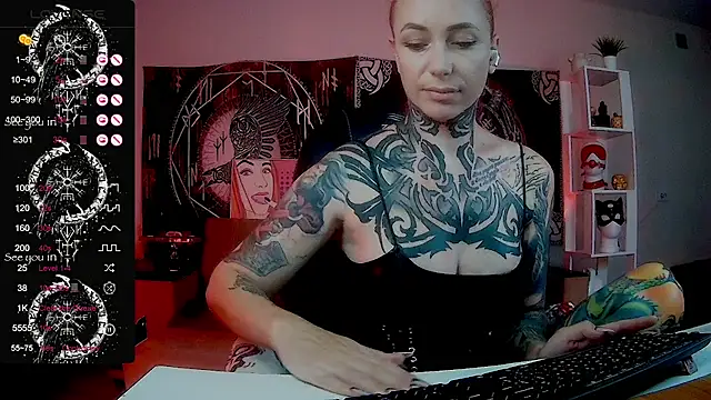 Snapshot of miss_jenna_lovee chatting on 09/21/25, 11:23 miss jenna lovee online show from 09/21/25, 11:23