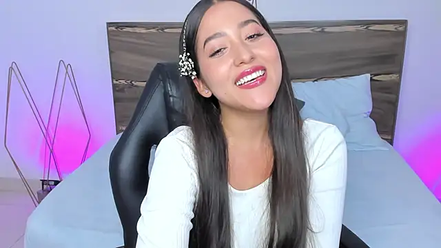 Snapshot of ivette_bocelly chatting on 02/12/25, 10:48 ivette bocelly online show from 02/12/25, 10:48