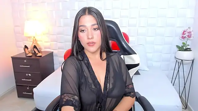 Snapshot of ivette_bocelly chatting on 02/15/25, 03:09 ivette bocelly online show from 02/15/25, 03:09