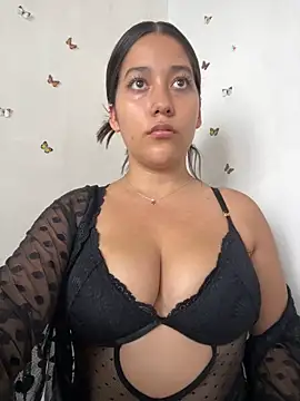 Snapshot of ivette_bocelly chatting on 09/26/25, 09:19 ivette bocelly online show from 09/26/25, 09:19