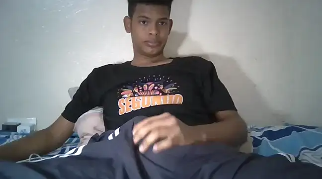 boylittle19cm online show from 02/18/25, 03:21