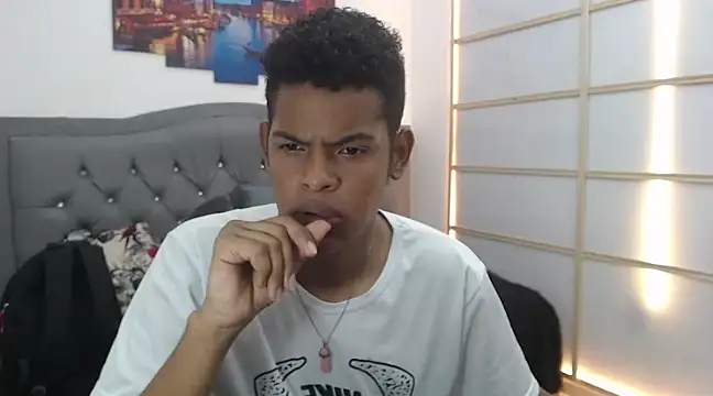 boylittle19cm online show from 03/01/25, 05:49