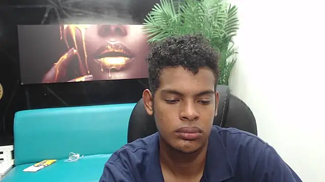 boylittle19cm online show from 03/09/25, 03:38