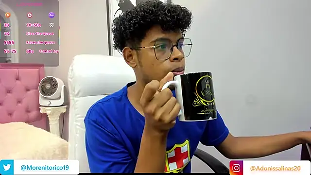 boylittle19cm online show from 10/07/25, 12:24