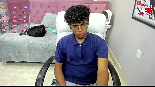 boylittle19cm online show from 10/12/25, 01:21