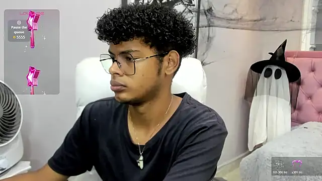 boylittle19cm online show from 11/04/25, 12:26