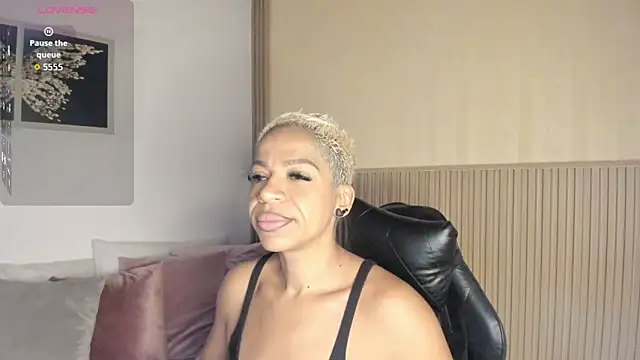 summer night  online show from 12/22/25, 11:29