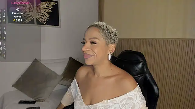 summer night  online show from 03/25/26, 12:11