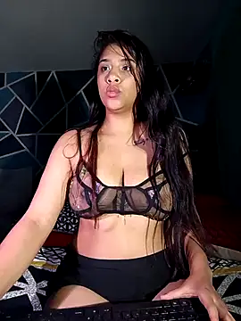 Susan-Rumie online show from 12/19/24, 11:03