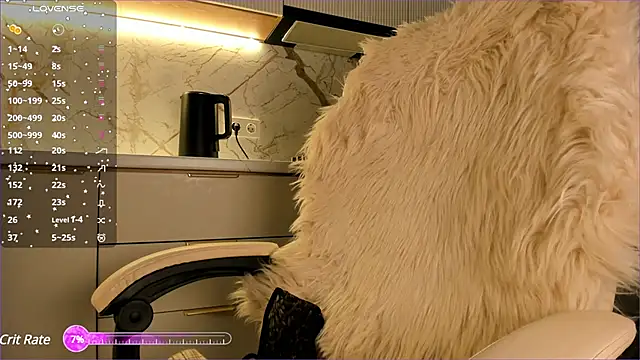 Snapshot of sally_009 chatting on 12/29/24, 04:51 sally 009 online show from 12/29/24, 04:51