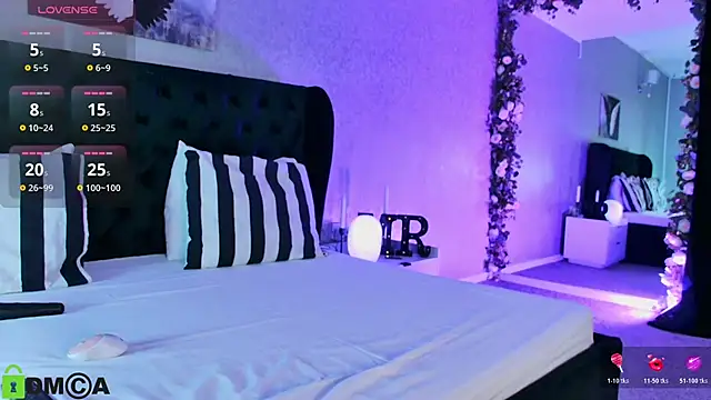 MashaReed  online show from 11/20/25, 09:14