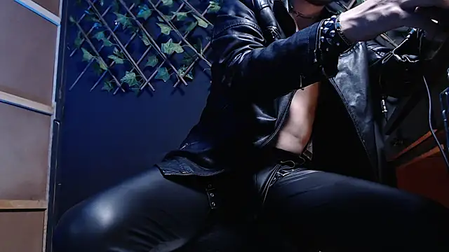 Dicaprioo  online show from 11/25/25, 05:40