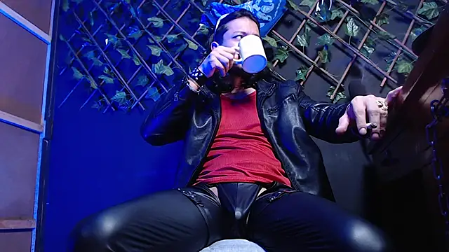 Dicaprioo  online show from 12/05/25, 04:21