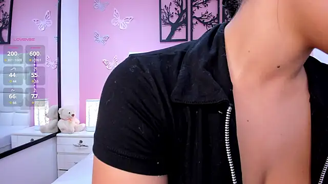 Emily roux online show from 01/10/25, 12:06