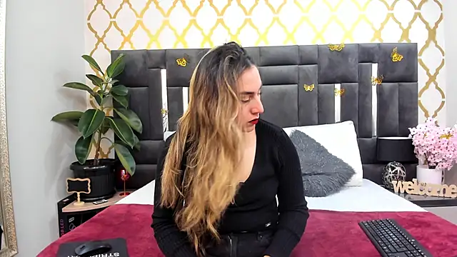 RubbyTaylor online show from 09/22/25, 02:30