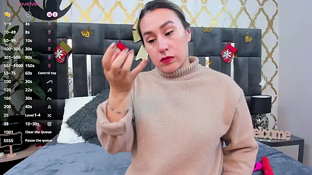 RubbyTaylor online show from 11/24/25, 02:39