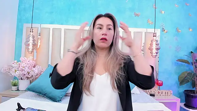 RubbyTaylor online show from 02/09/26, 02:32