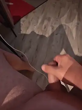 Szeltolo001 online show from 10/06/25, 02:42