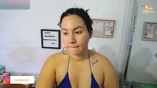 Snapshot of Mia__reys chatting on 11/03/25, 02:29 Mia reys online show from 11/03/25, 02:29