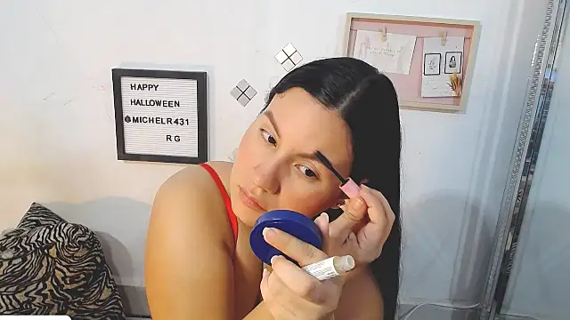 Snapshot of Mia__reys chatting on 11/14/25, 12:37 Mia reys online show from 11/14/25, 12:37