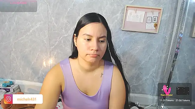 Snapshot of Mia__reys chatting on 12/19/25, 01:29 Mia reys online show from 12/19/25, 01:29