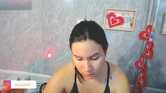 Snapshot of Mia__reys chatting on 02/11/26, 12:43 Mia reys online show from 02/11/26, 12:43