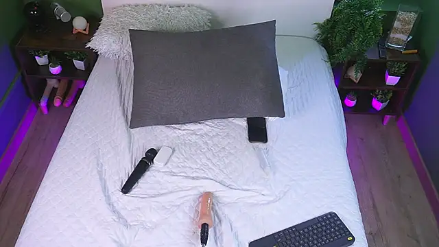 RaquelLust online show from 02/10/25, 07:58