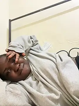 sweet18creamybigpussy online show from 07/19/26, 10:46