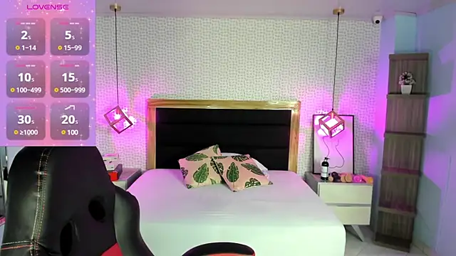 delilaquinn online show from 03/21/25, 12:17