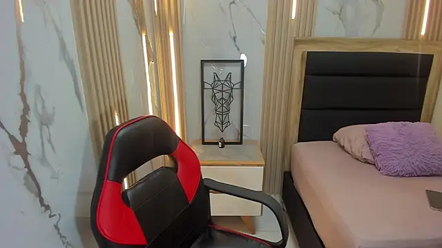 delilaquinn online show from 10/17/25, 11:13