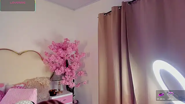 CahitlinBell online show from 04/14/26, 05:02