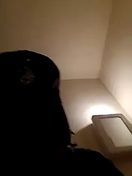 Snapshot of Dj-yefri-pauta chatting on 01/05/25, 10:50 Dj-yefri-pauta online show from 01/05/25, 10:50