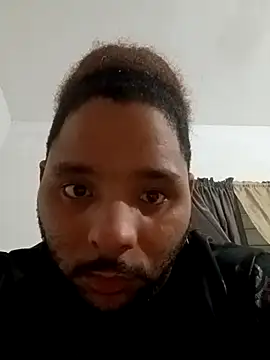 Snapshot of Dj-yefri-pauta chatting on 02/17/25, 01:25 Dj-yefri-pauta online show from 02/17/25, 01:25