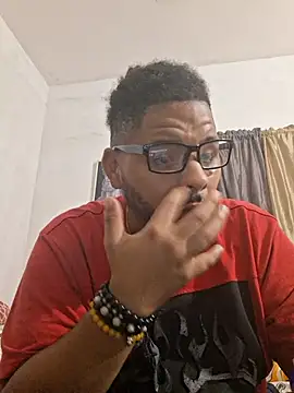 Snapshot of Dj-yefri-pauta chatting on 10/07/25, 12:41 Dj-yefri-pauta online show from 10/07/25, 12:41