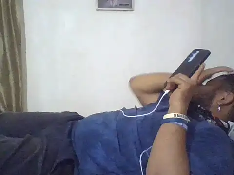 Snapshot of Dj-yefri-pauta chatting on 05/01/26, 03:00 Dj-yefri-pauta online show from 05/01/26, 03:00