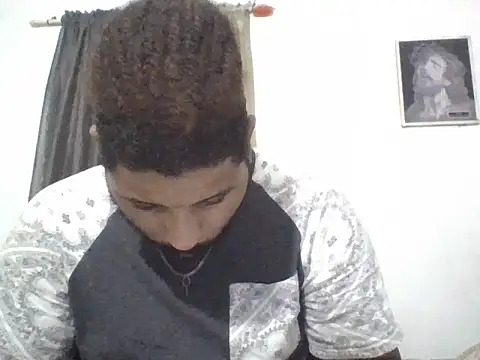 Snapshot of Dj-yefri-pauta chatting on 05/21/26, 11:23 Dj-yefri-pauta online show from 05/21/26, 11:23