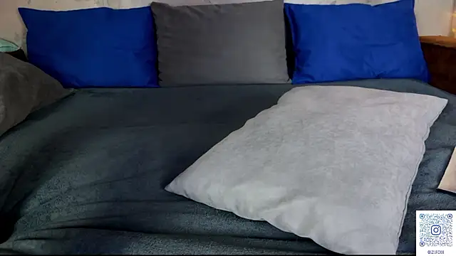 izi-fox online show from 03/21/26, 04:10