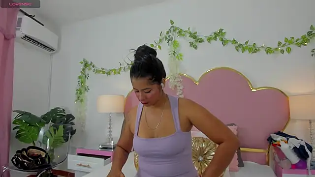 EmmaCrush online show from 09/25/25, 08:34