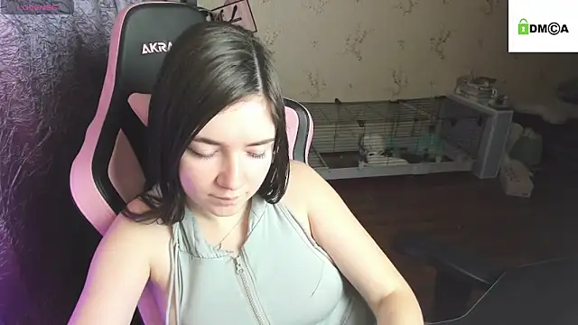 Crazy forest fairy online show from 10/30/25, 01:18